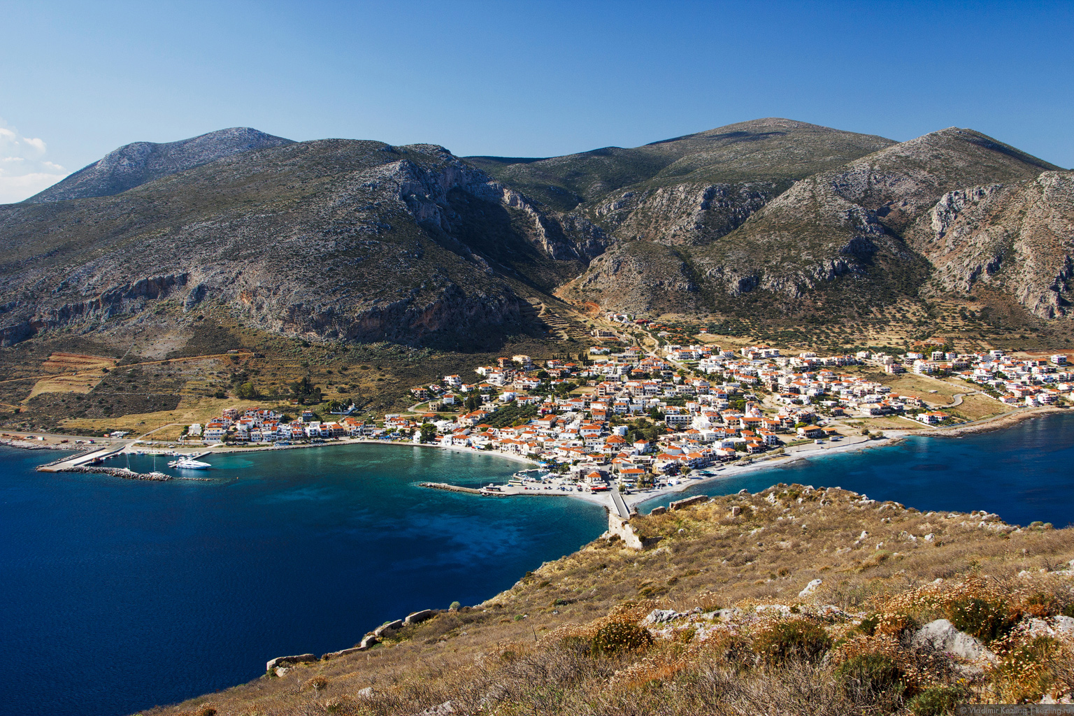 Лакония пелопоннес. Монемвасия. Monemvasia Греция. Крепость Монемвасия. Монемвасия Греция достопримечательности.